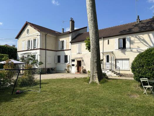 Maison en viager Bouquet 640 000 € 14 pièces 8 chambres 426 m² 1 394 m² de terrain Centre Brunoy 91800