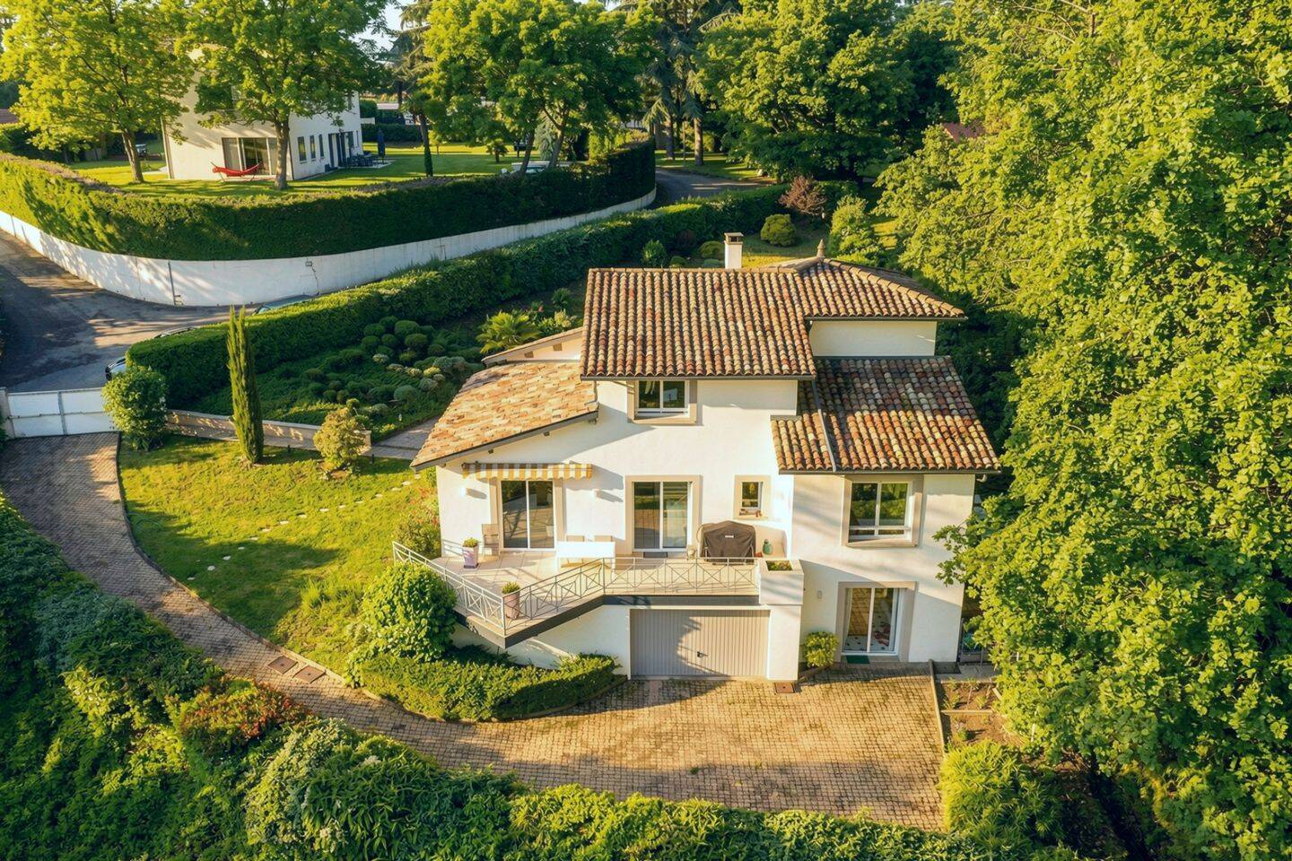 Maison 6 pièces 210 m² · à Charbonnières-les-Bains · 210 m² · 1 125 000 €