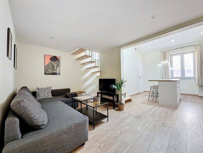 Appartement 2 pièces 42 m² · à Marseille 7ème Arrondissement · 42 m² · 970 €