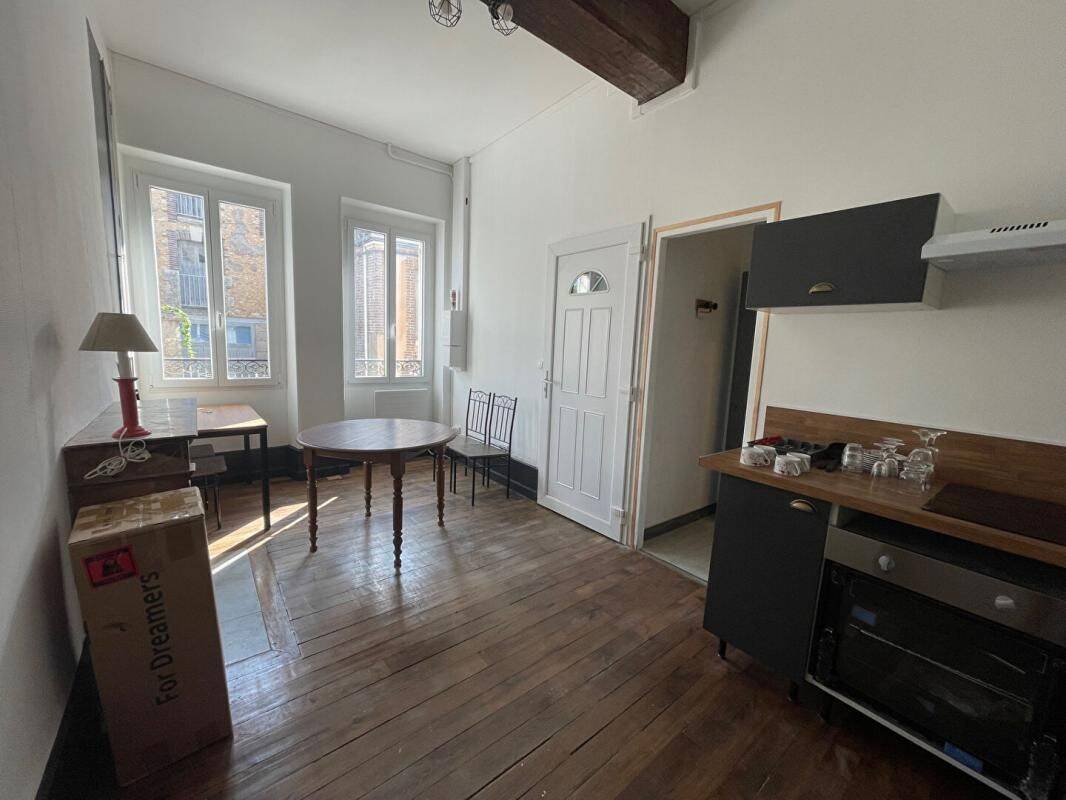 Appartement 2 pièces 32 m² · à Châtillon-Coligny · 31,8 m² · 460 €