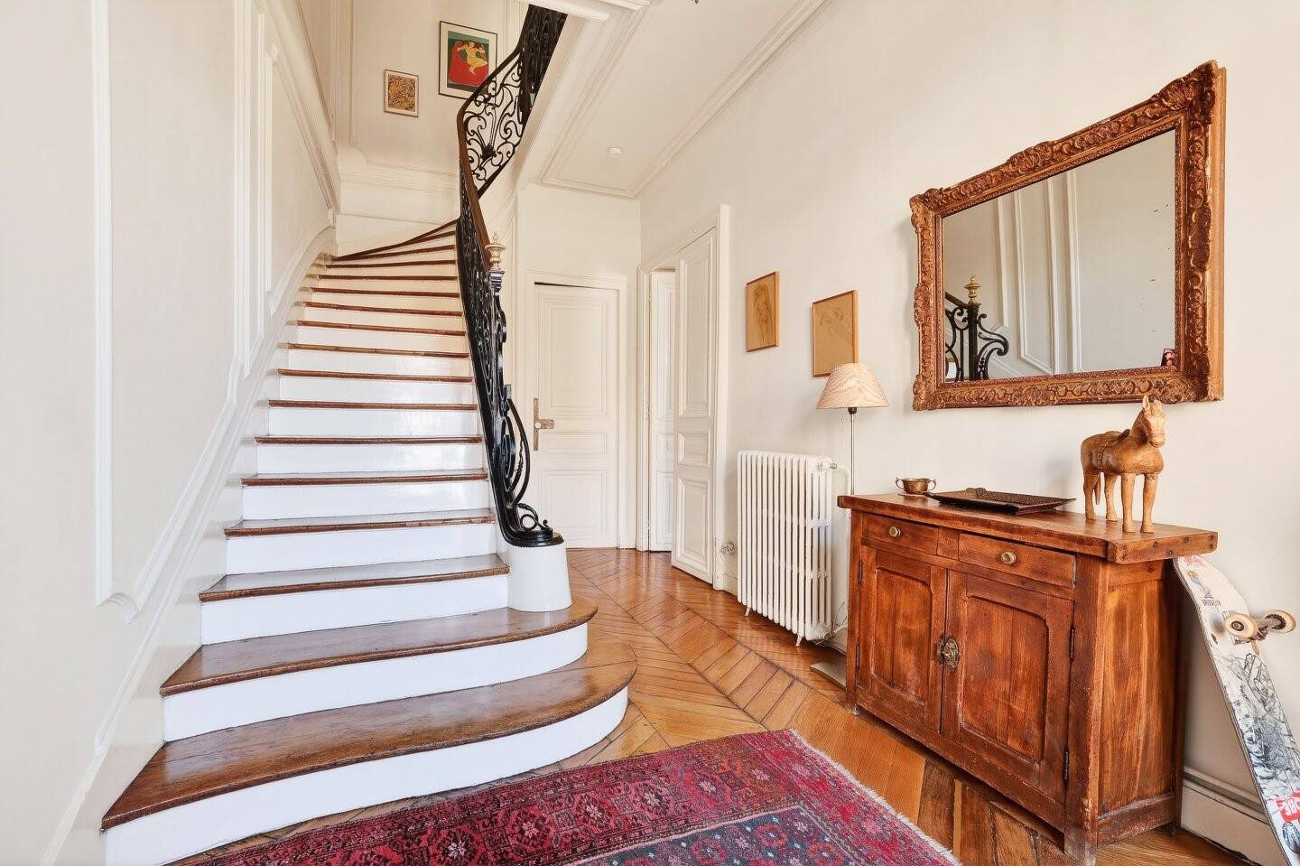 Appartement 5 pièces 148 m² · à Paris 18ème Arrondissement · 148 m² · 1 595 000 €