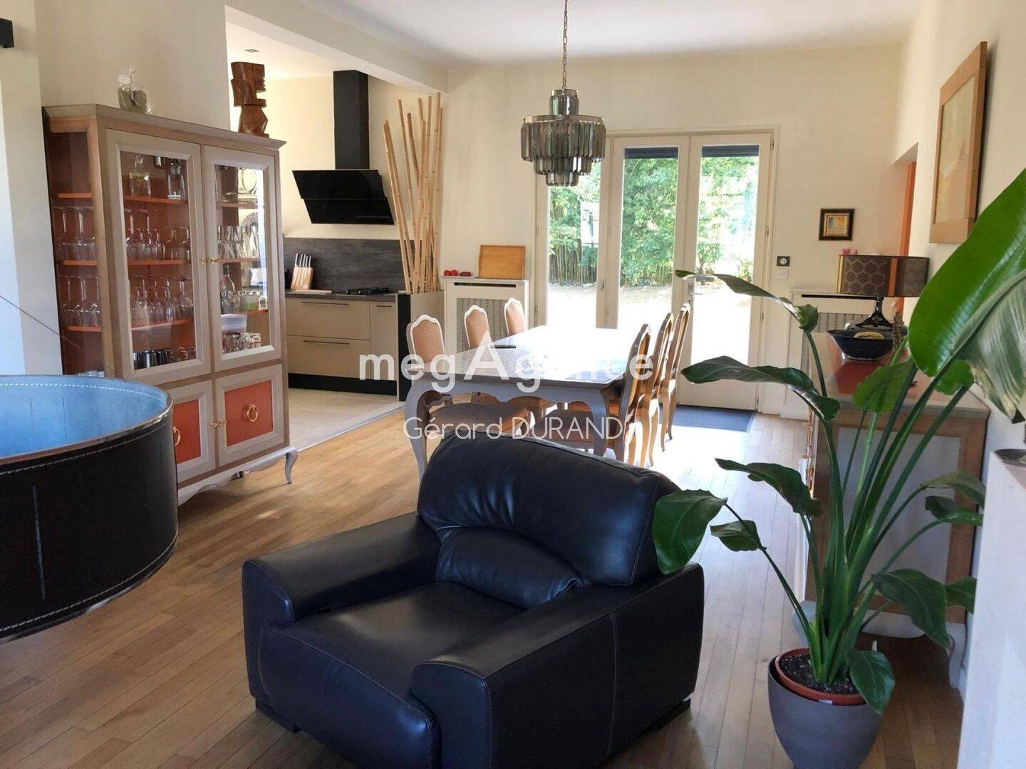 Maison 5 pièces 158 m² · à Les Ormes · 158 m² · 259 000 €