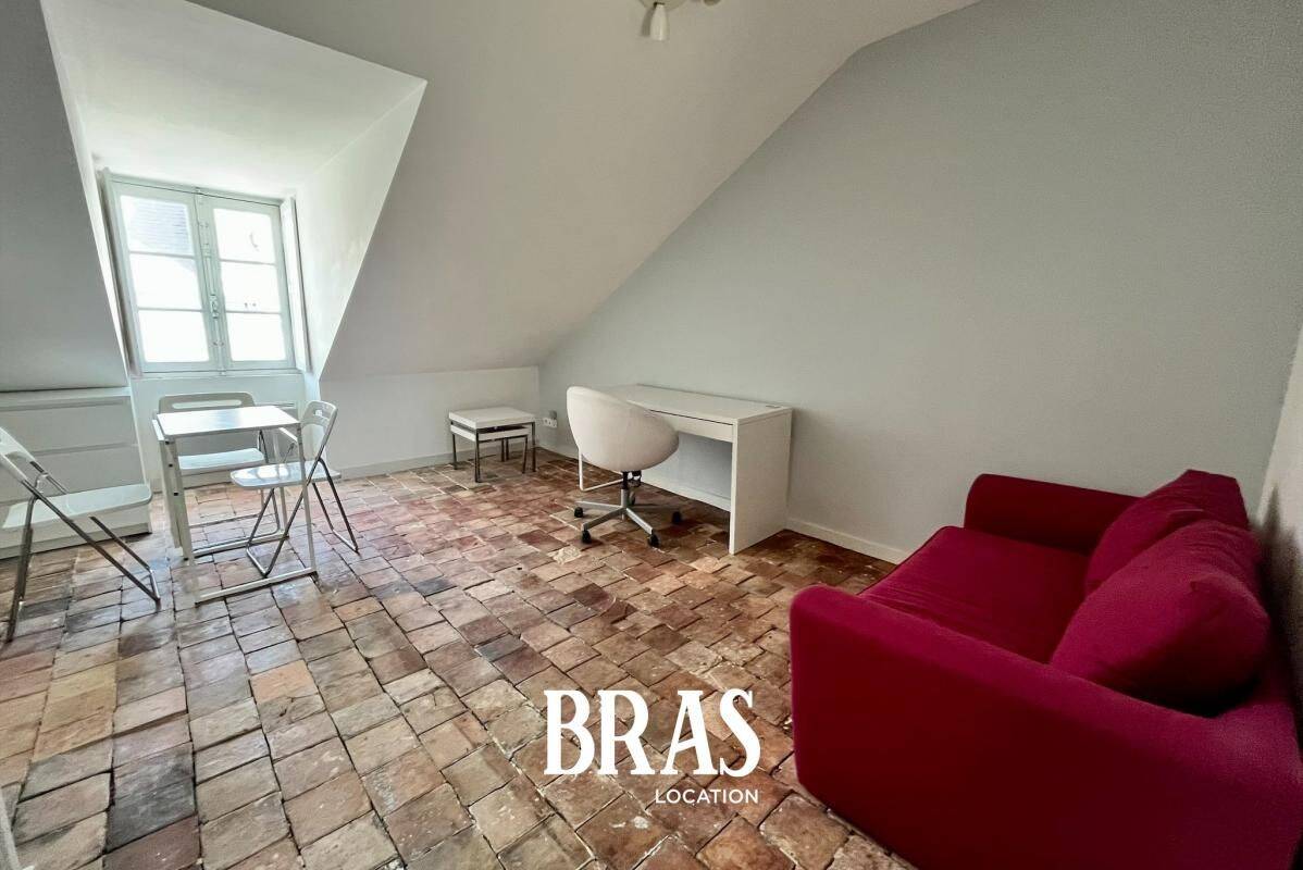 Appartement 1 pièce 17 m² · à Nantes · 17 m² · 498 €