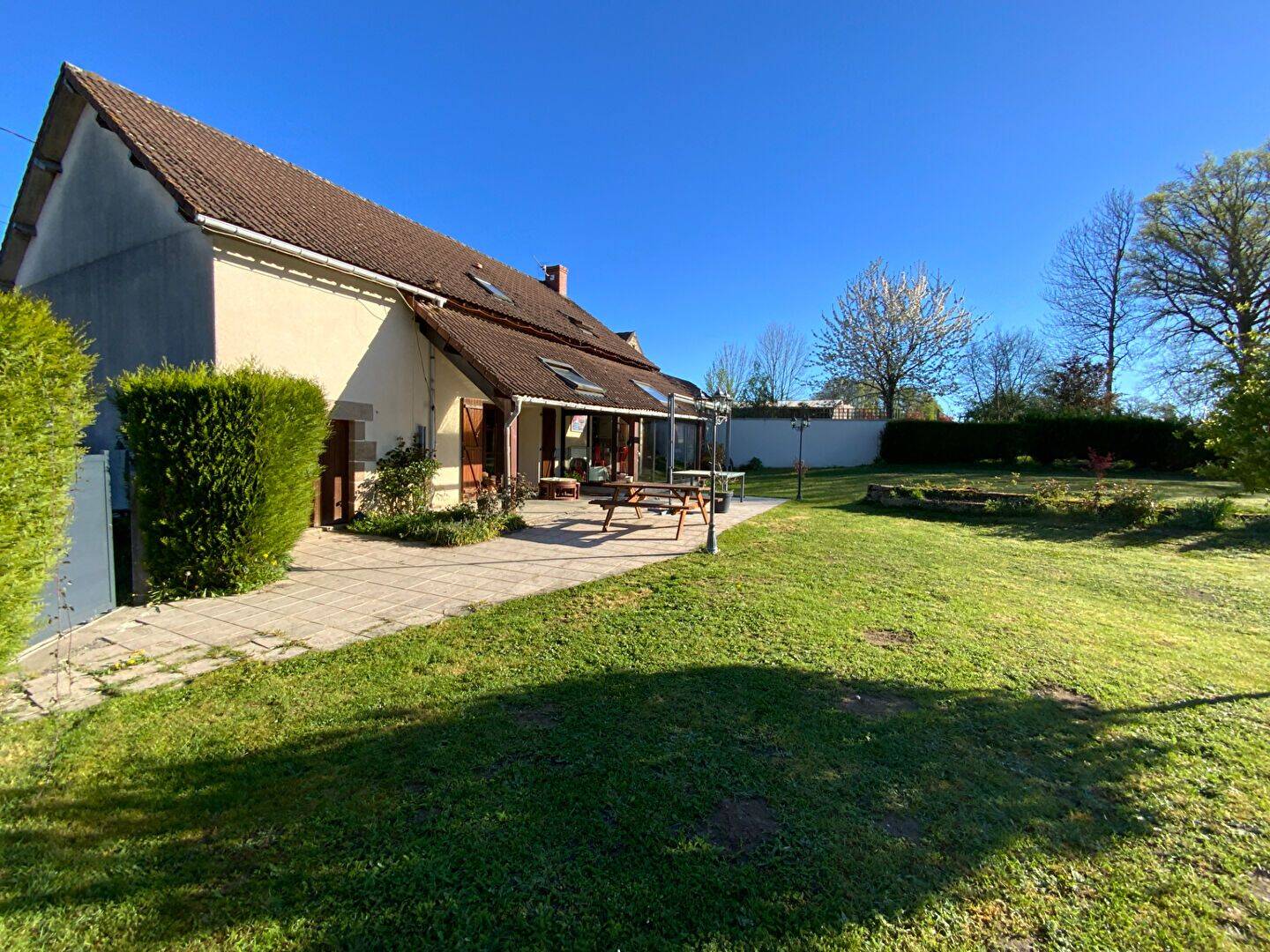 Maison à la campagne avec terrain