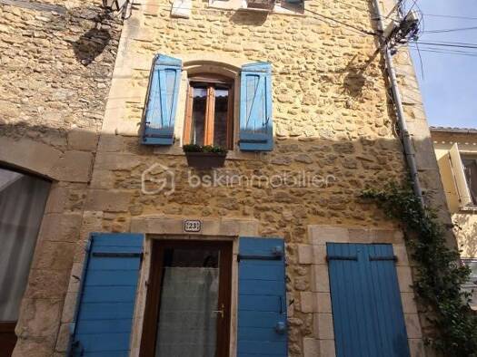 Maison à vendre 183 000 € 4 pièces 3 chambres 74 m² Céreste 04280