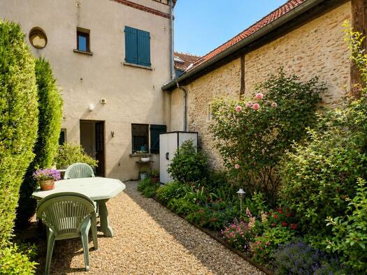 Appartement à vendre 180 000 € 2 pièces 1 chambre 49,1 m² RDC/2 Gambais 78950