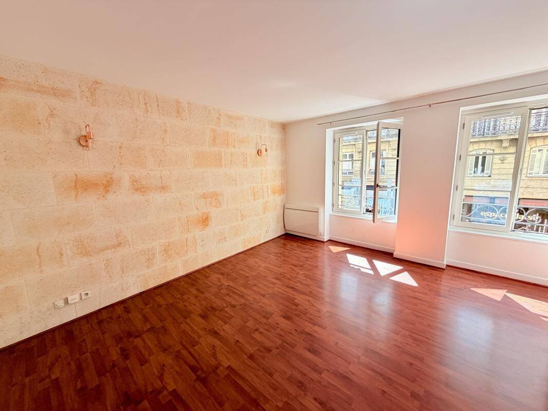 Appartement 4 pièces 75 m² · à Bordeaux · 75 m² · 1 330 €/mois