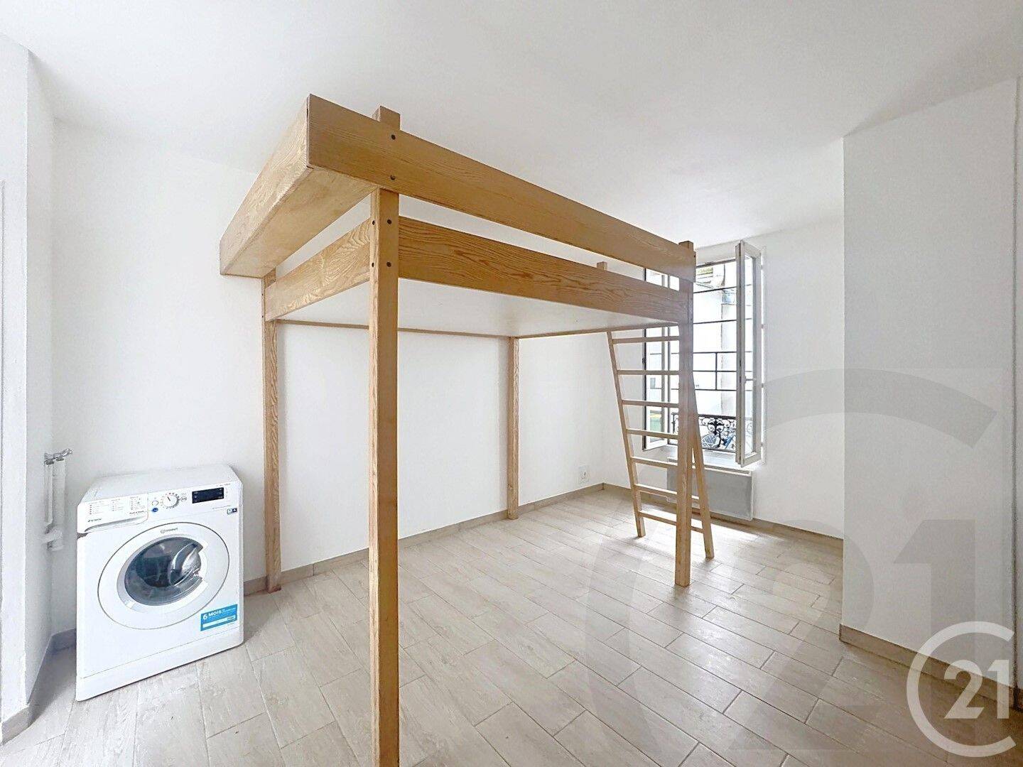 Appartement 1 pièce 18 m² · à Paris 18ème Arrondissement · 18 m² · 124 500 €