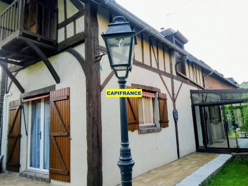 Maison 6 pièces 164 m² · à Serquigny · 164 m² · 196 000 €