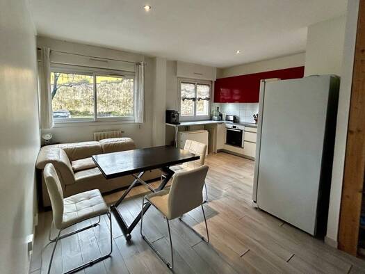 Appartement à vendre 245 000 € 3 pièces 2 chambres 65 m² RDC/11 Saint Louis Lyon 7ème arrondissement 69007