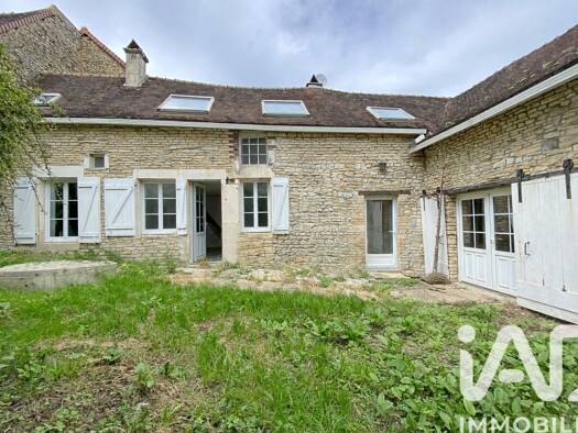 Villa à vendre 90 000 € 4 pièces 1 chambre 140 m² 429 m² de terrain Trichey 89430