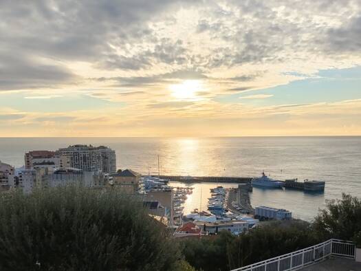 Appartement à vendre 850 000 € 3 pièces 2 chambres 76 m² Étage 2/4 Cap-d'Ail 06320