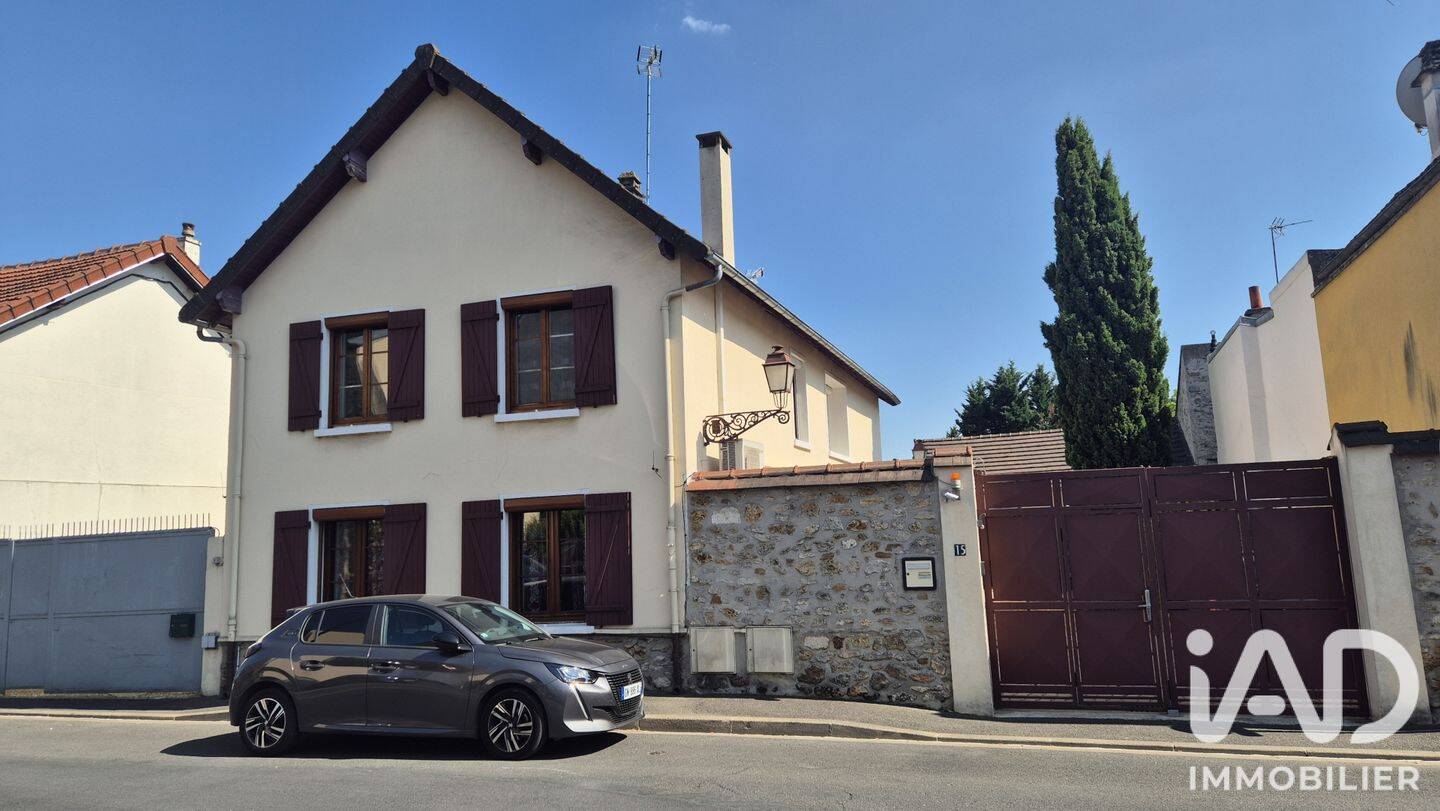 Maison 6 pièces 172 m² · à Pontault-Combault · 172 m² · 350 000 €