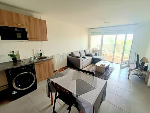 Appartement à vendre 135 990 € 2 pièces 1 chambre 45,1 m² Étage 2/3 Pibrac 31820