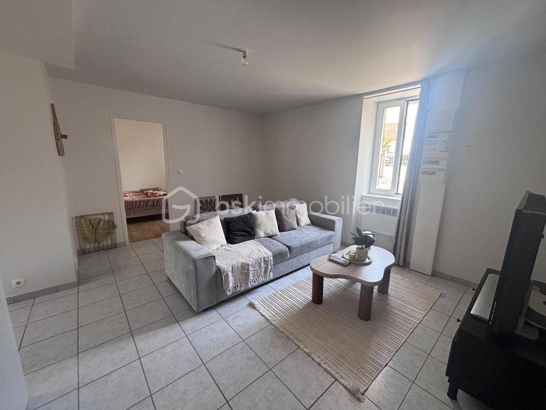 Appartement 2 pièces 37 m² · à Sermaises · 37,3 m² · 650 €