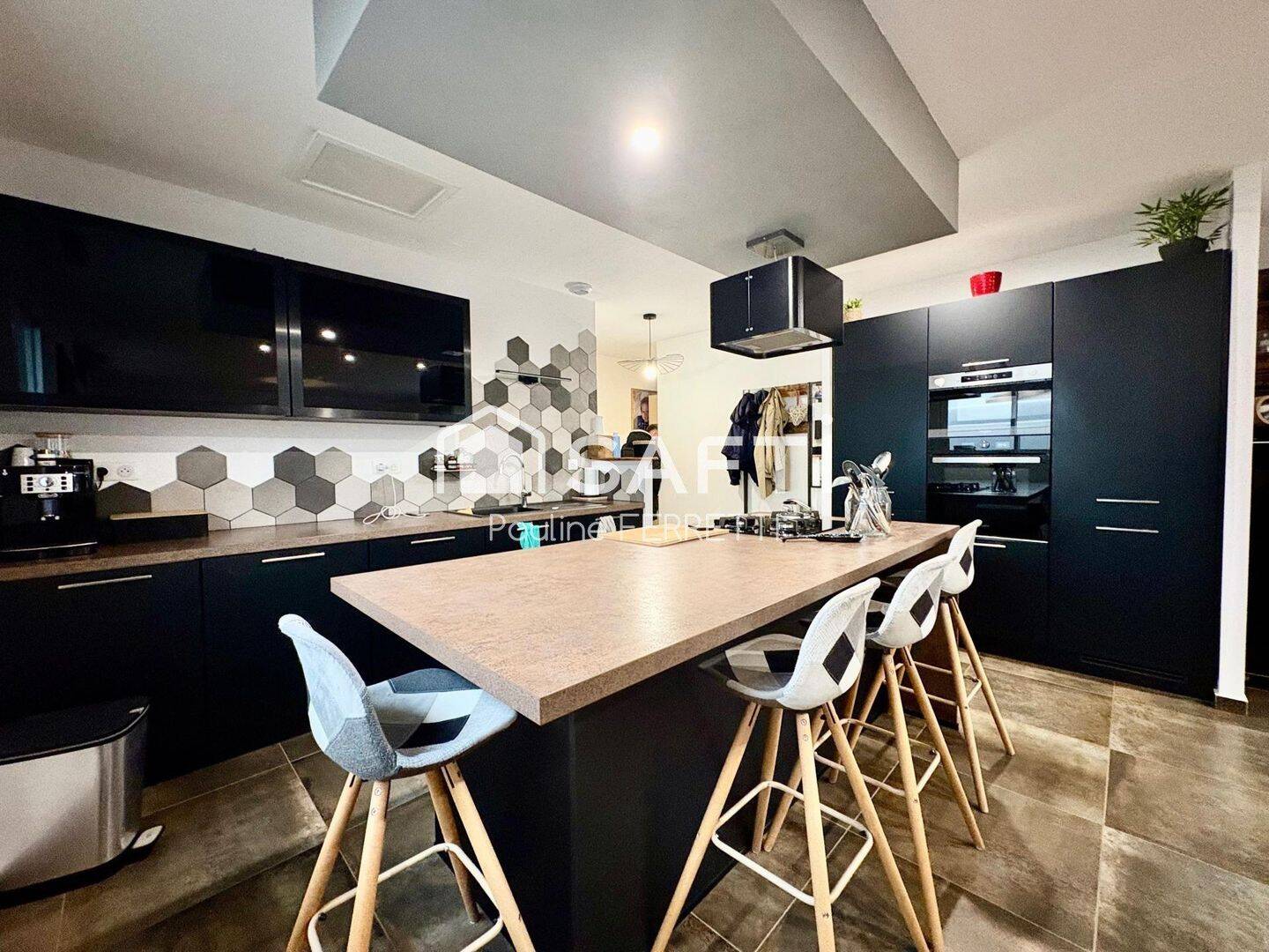 Maison 4 pièces 108 m² · à Bize-Minervois · 108 m² · 299 000 €