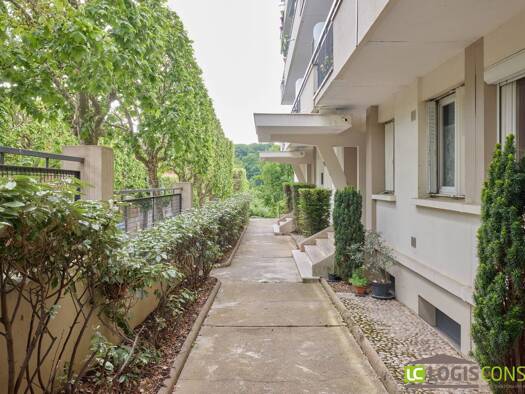 Appartement à vendre 339 000 € 3 pièces 2 chambres 67,1 m² RDC/3 Jardin Parisien Clamart 92140