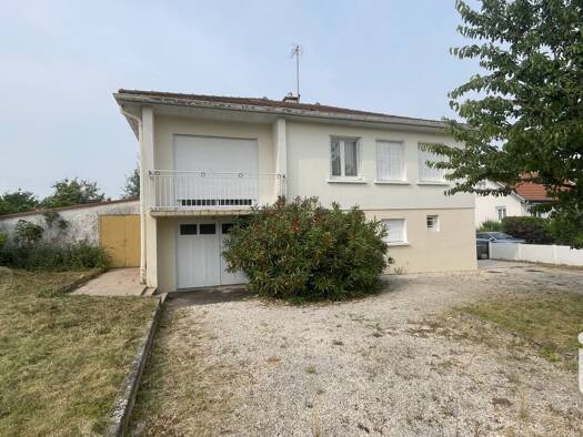 Maison à vendre 169 000 € 5 pièces 4 chambres 112 m² 607 m² de terrain Nord Châtenoy-le-Royal 71880