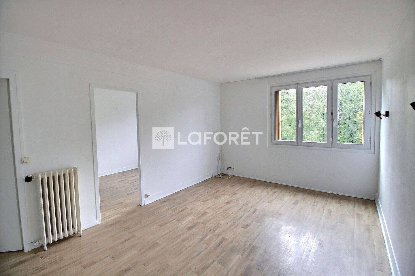 Appartement 3 pièces 50 m² · à Clichy-sous-Bois · 49,5 m² · 970 €