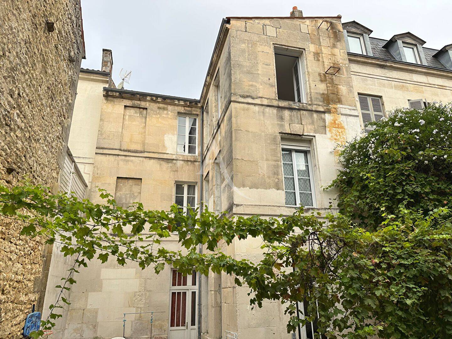 Maison 5 pièces 171 m² · à Rochefort · 171,2 m² · 469 000 €