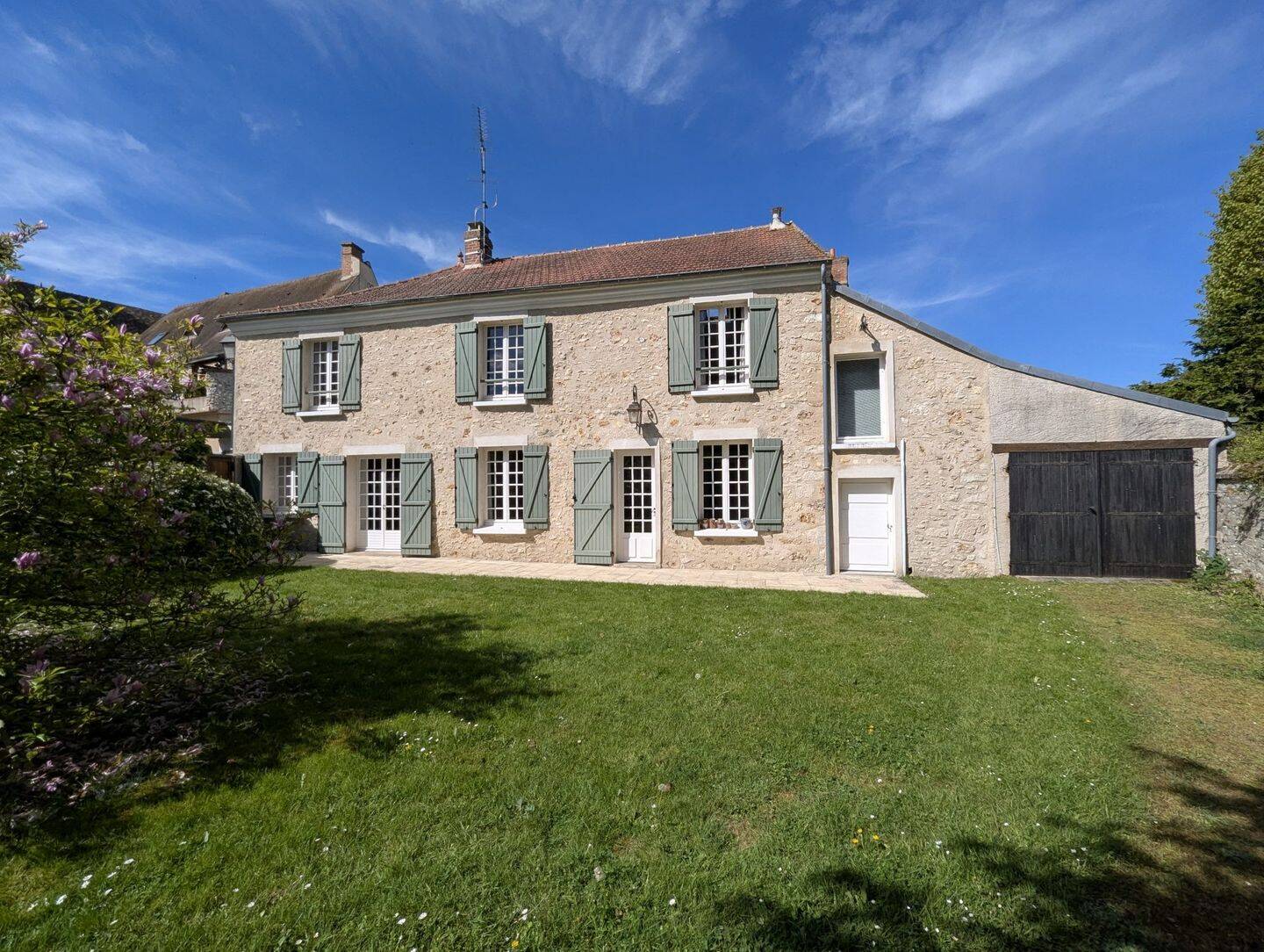 Maison 6 pièces 185 m² · à Plaisir · 185 m² · 595 000 €