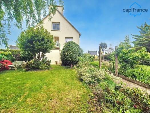 Maison à vendre 265 200 € 6 pièces 4 chambres 138 m² 625 m² de terrain Bourg Nord Guipavas 29490