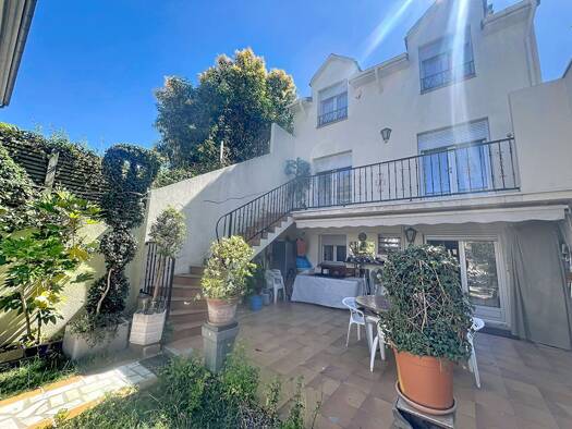 Maison à vendre 980 000 € 5 pièces 3 chambres 172 m² 223 m² de terrain Plateau Nord Suresnes 92150
