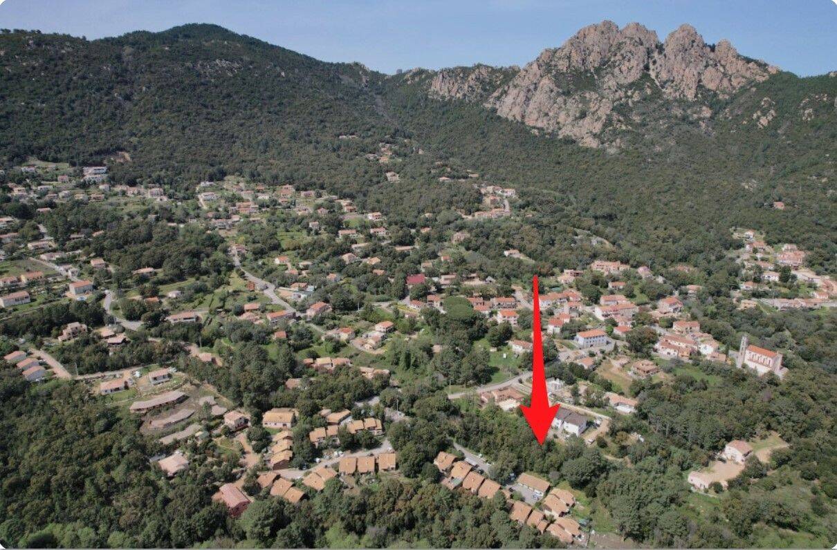 Terrain de 917 m² à Zonza - photo 2