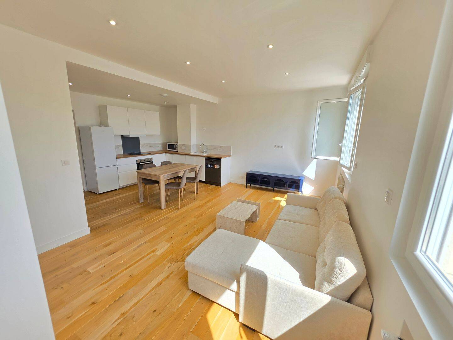 Appartement 3 pièces 64 m² · à Troyes · 64 m² · 850 €