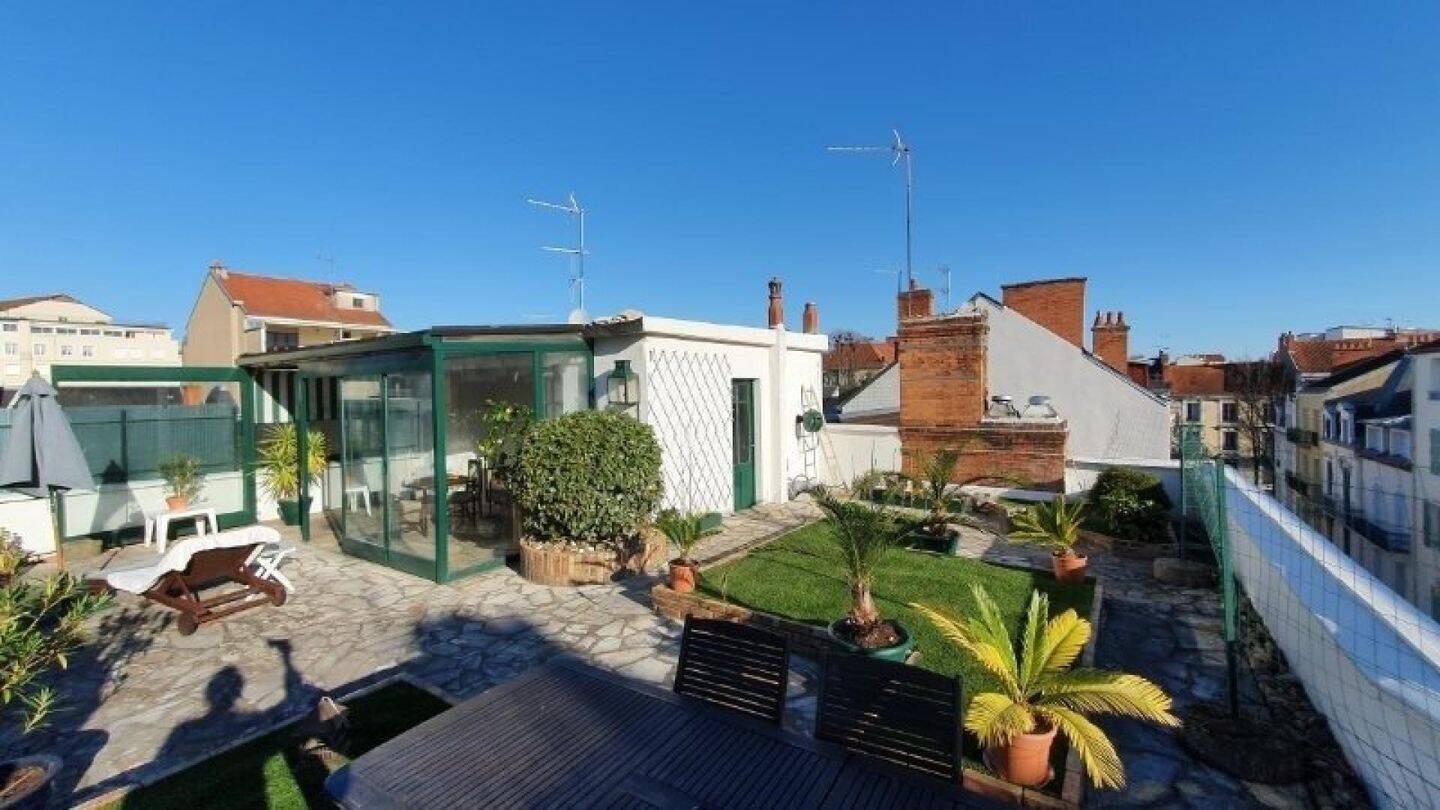 Maison 10 pièces 270 m² · à Vichy · 270 m² · 410 000 €