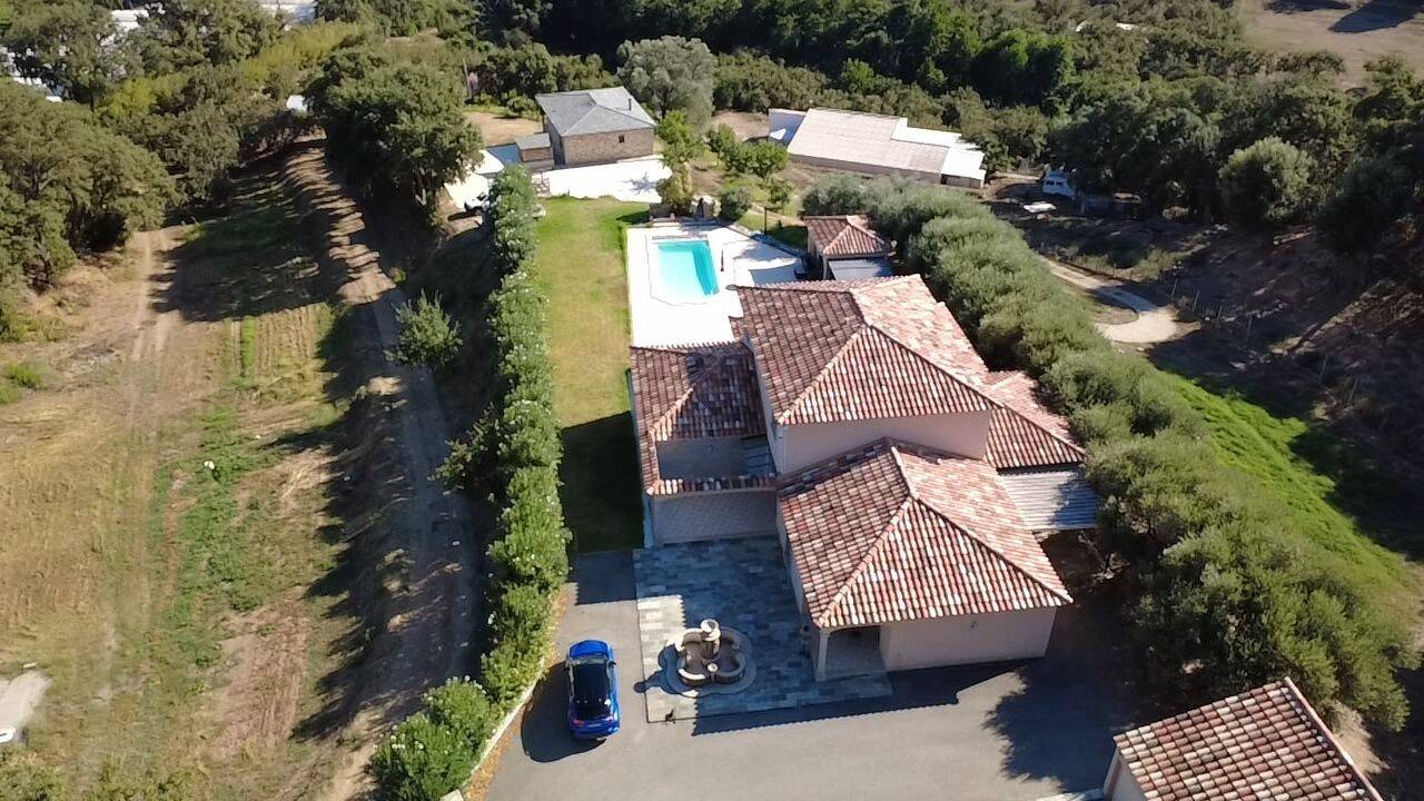 Maison 7 pièces 300 m² · à San-Nicolao · 300 m² · 1 250 000 €