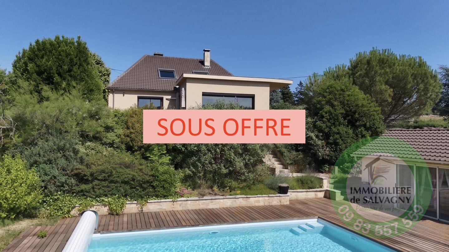 Maison 5 pièces 151 m² · à Lentilly · 151 m² · 1 100 000 €