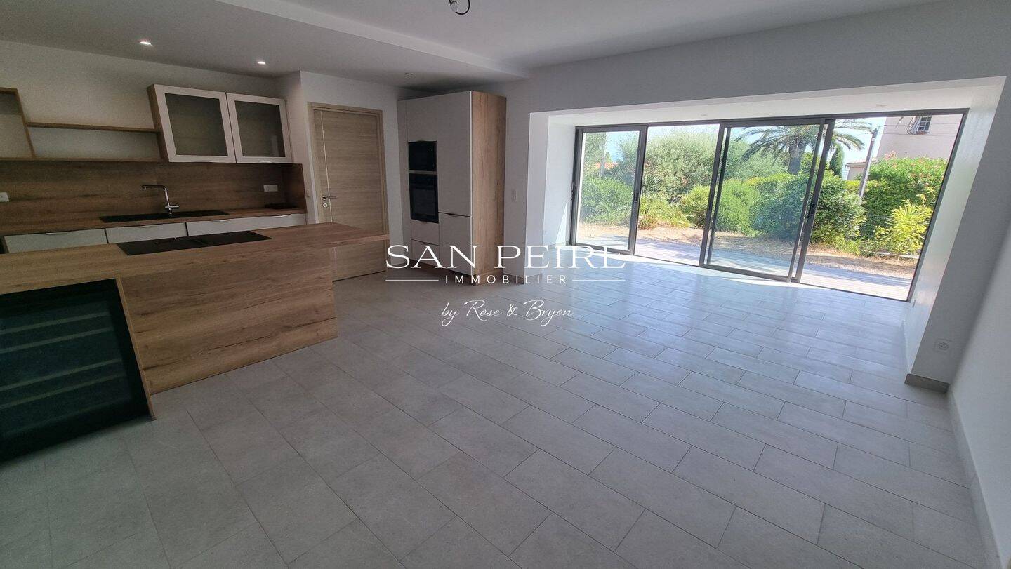 Appartement 4 pièces 100 m² · à Roquebrune-sur-Argens · 100 m² · 750 000 €