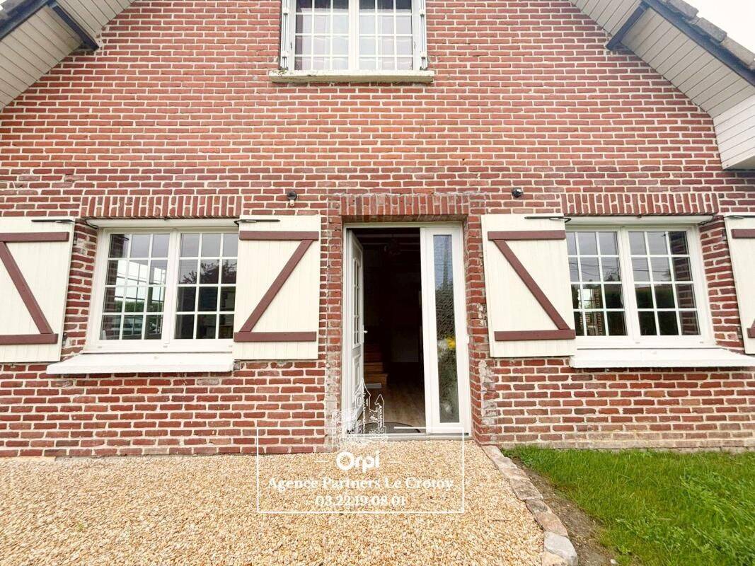 Maison 6 pièces 160 m² · à Favières · 160 m² · 335 000 €