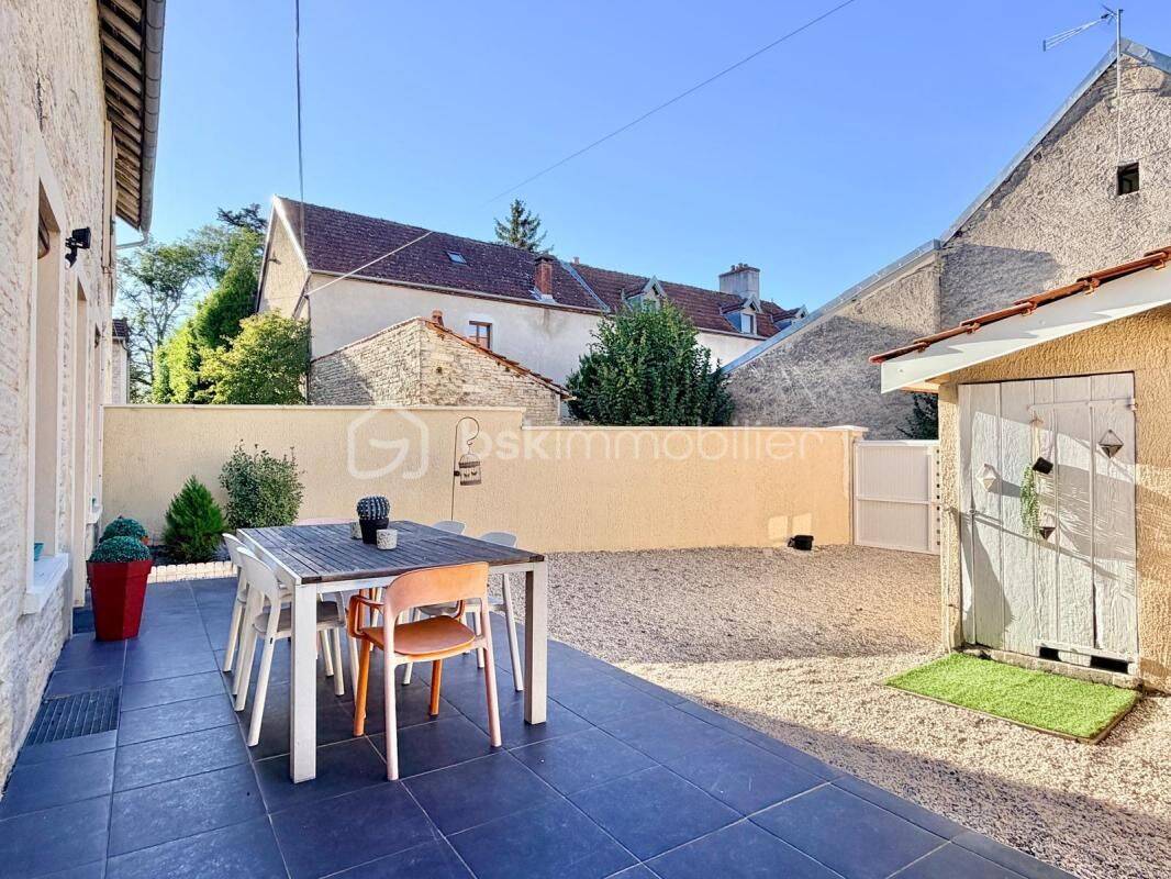 Maison 5 pièces 133 m² · à Velars-sur-Ouche · 133 m² · 279 000 €