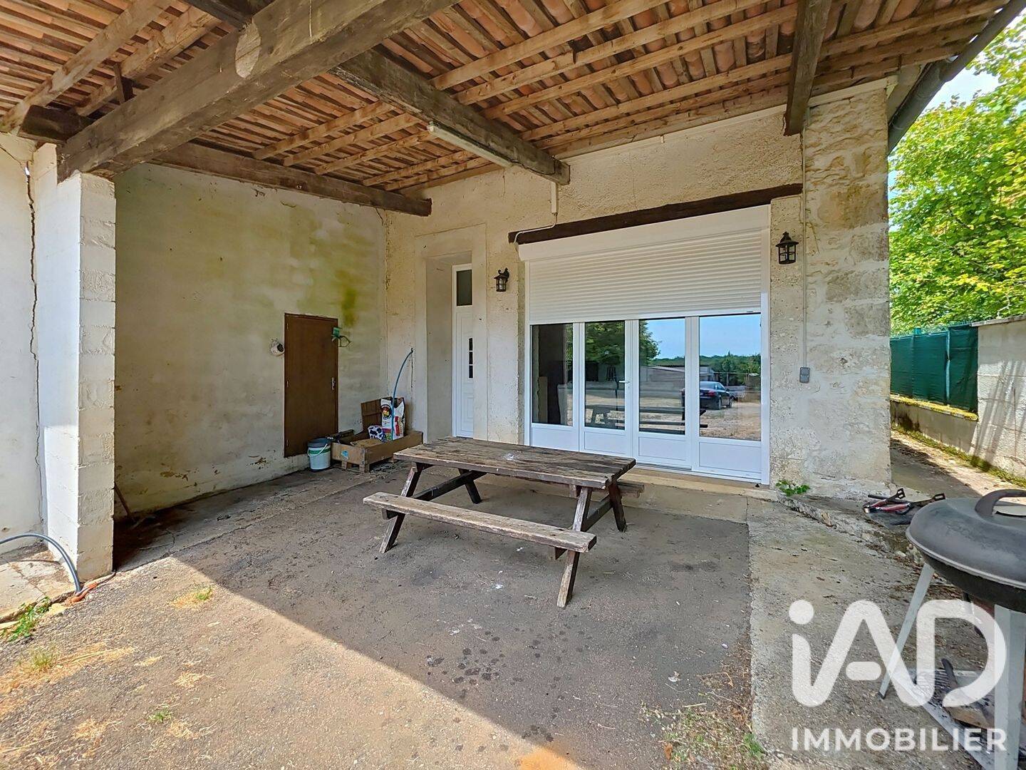 Maison 7 pièces 188 m² · à Feuillade · 188 m² · 159 000 €