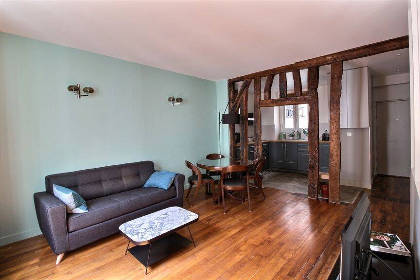 Appartement 2 pièces 43 m² · à Paris 3ème Arrondissement · 43 m² · 1 800 €