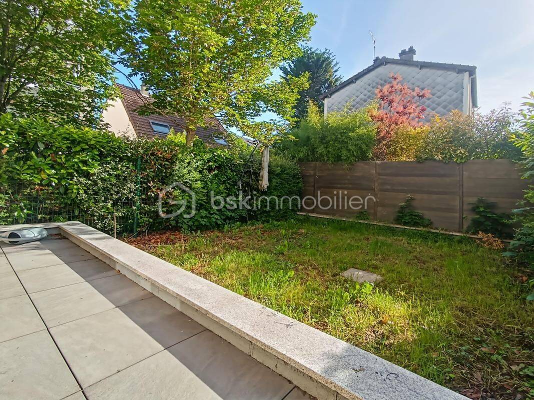 Appartement 1 pièce 30 m² · à Noisy-le-Grand · 29,5 m² · 179 900 €