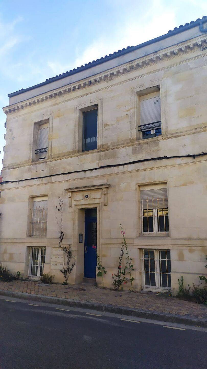 Appartement 2 pièces 44 m² · à Bordeaux · 44 m² · 856 €/mois