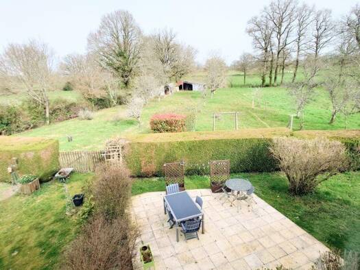 Maison à vendre 182 000 € 4 pièces 3 chambres 150 m² 4 793 m² de terrain Brillac 16500