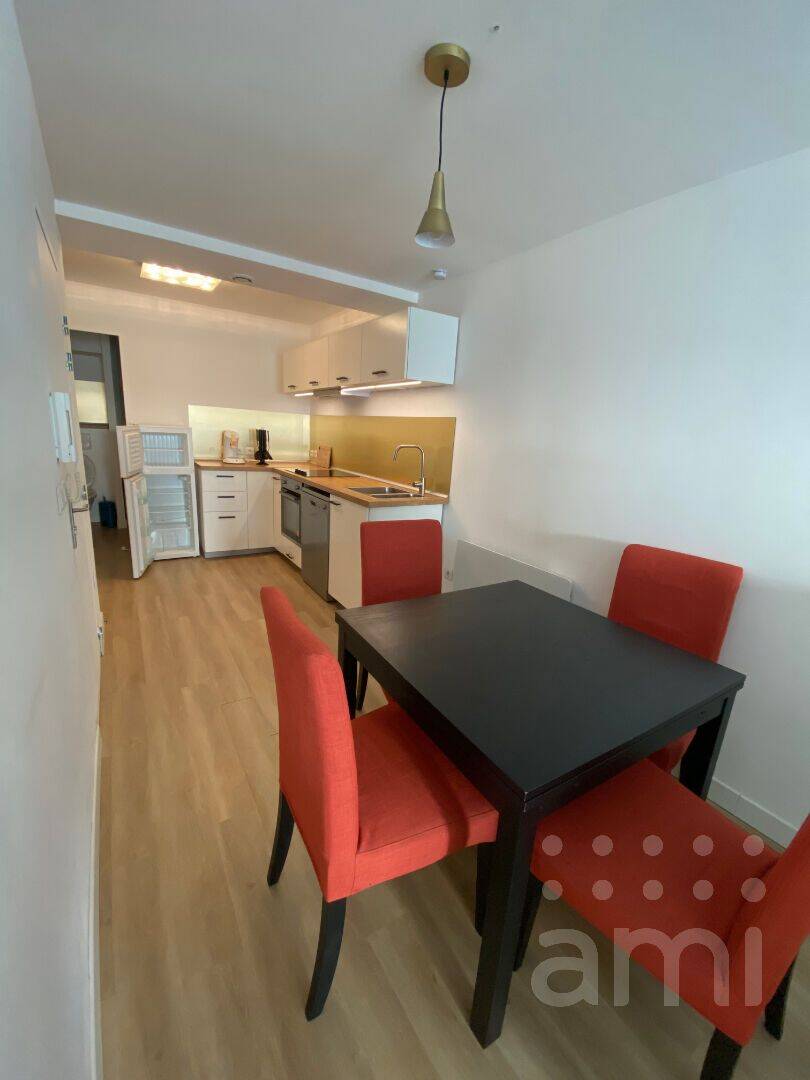 Appartement 2 pièces 38 m² · à Bordeaux · 38 m² · 875 €