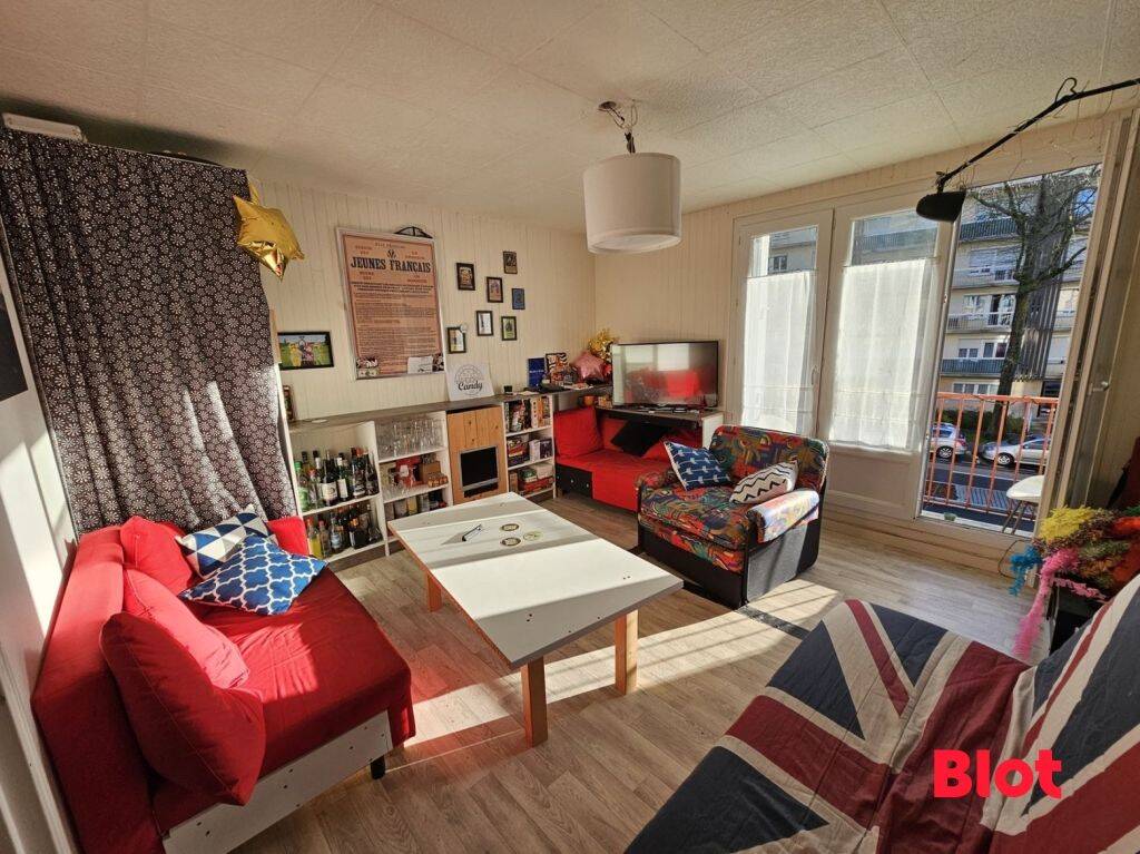 Appartement 3 pièces 64 m² · à Rennes · 64,1 m² · 871 €