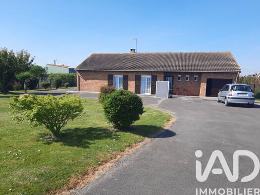 Maison de plain-pied à vendre 322 000 € 5 pièces 4 chambres 112 m² 2 777 m² de terrain Holque 59143
