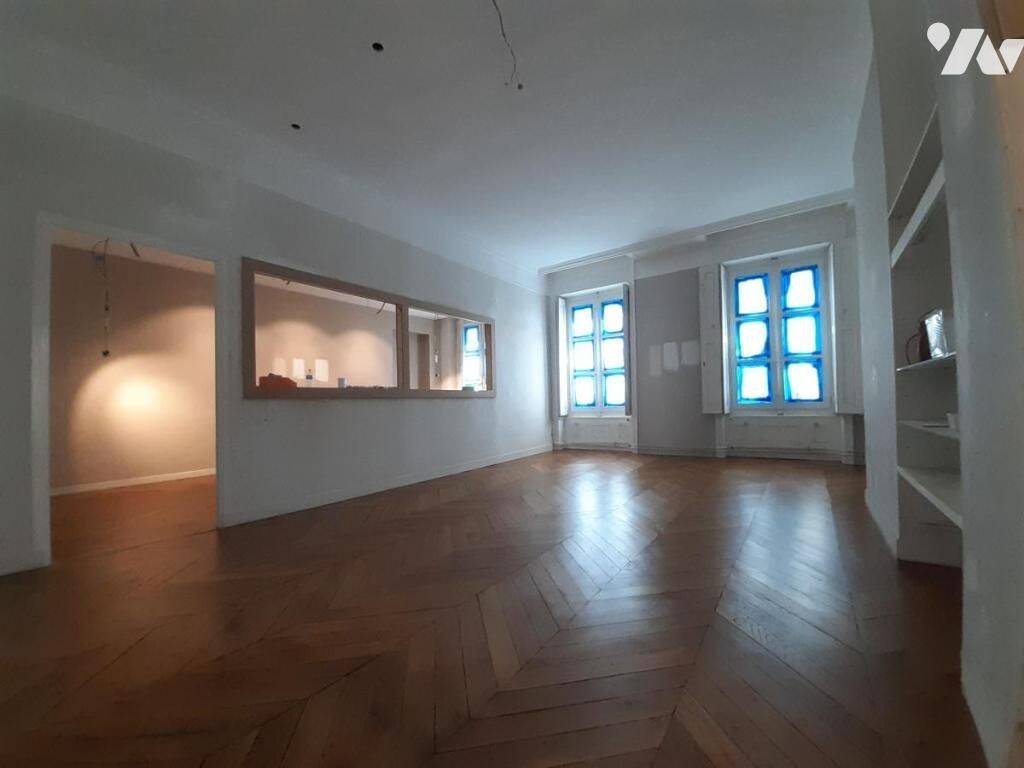Appartement 8 pièces 189 m² · à Lyon 6ème Arrondissement · 189 m² · 3 700 €