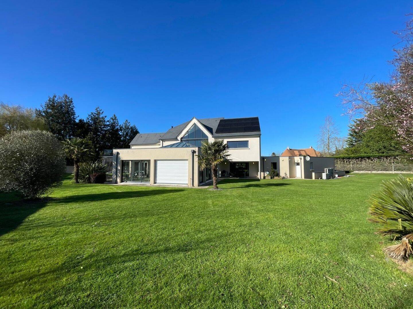 Maison 10 pièces 506 m² · à Saint-Contest · 506 m² · 1 229 900 €