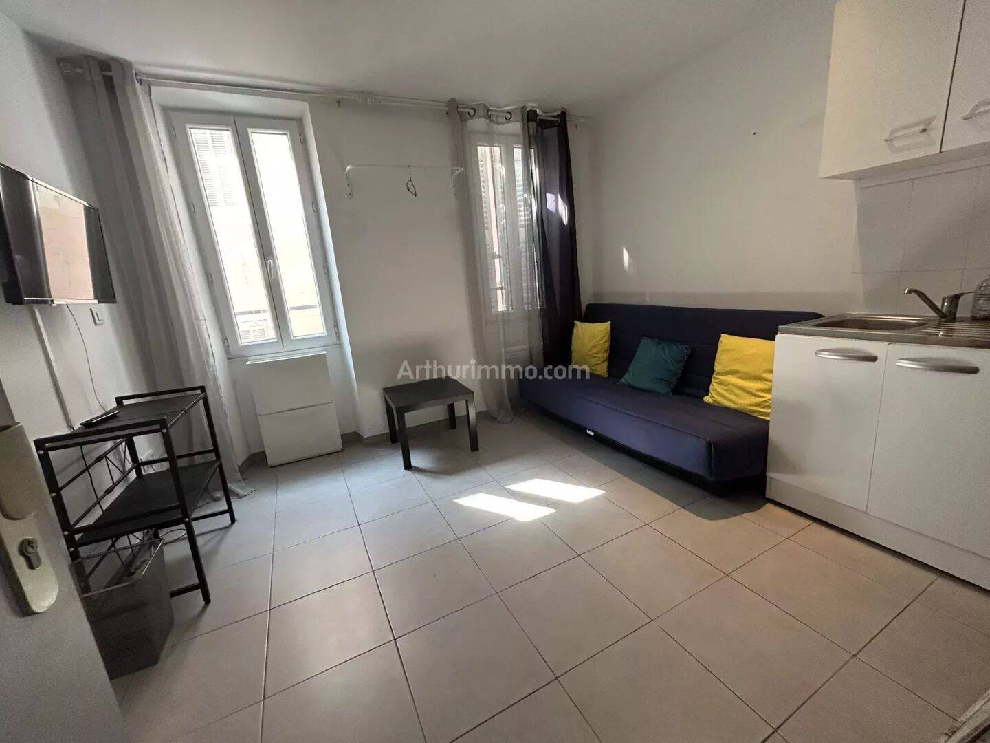 Appartement 1 pièce 16 m² · à Aubagne · 16,4 m² · 570 €/mois
