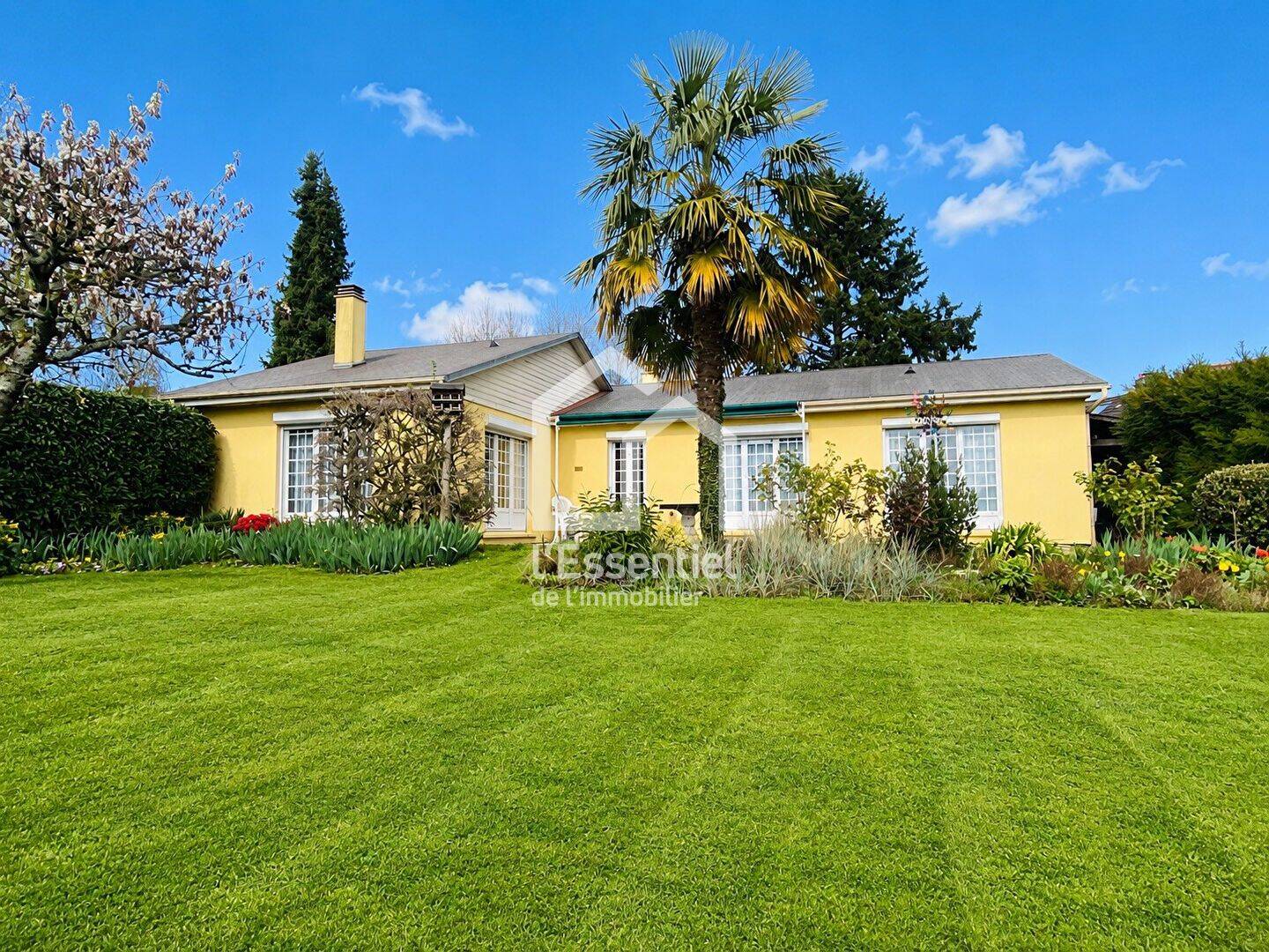 Maison 7 pièces 147 m² · à Chanteloup-les-Vignes · 147,5 m² · 385 000 €