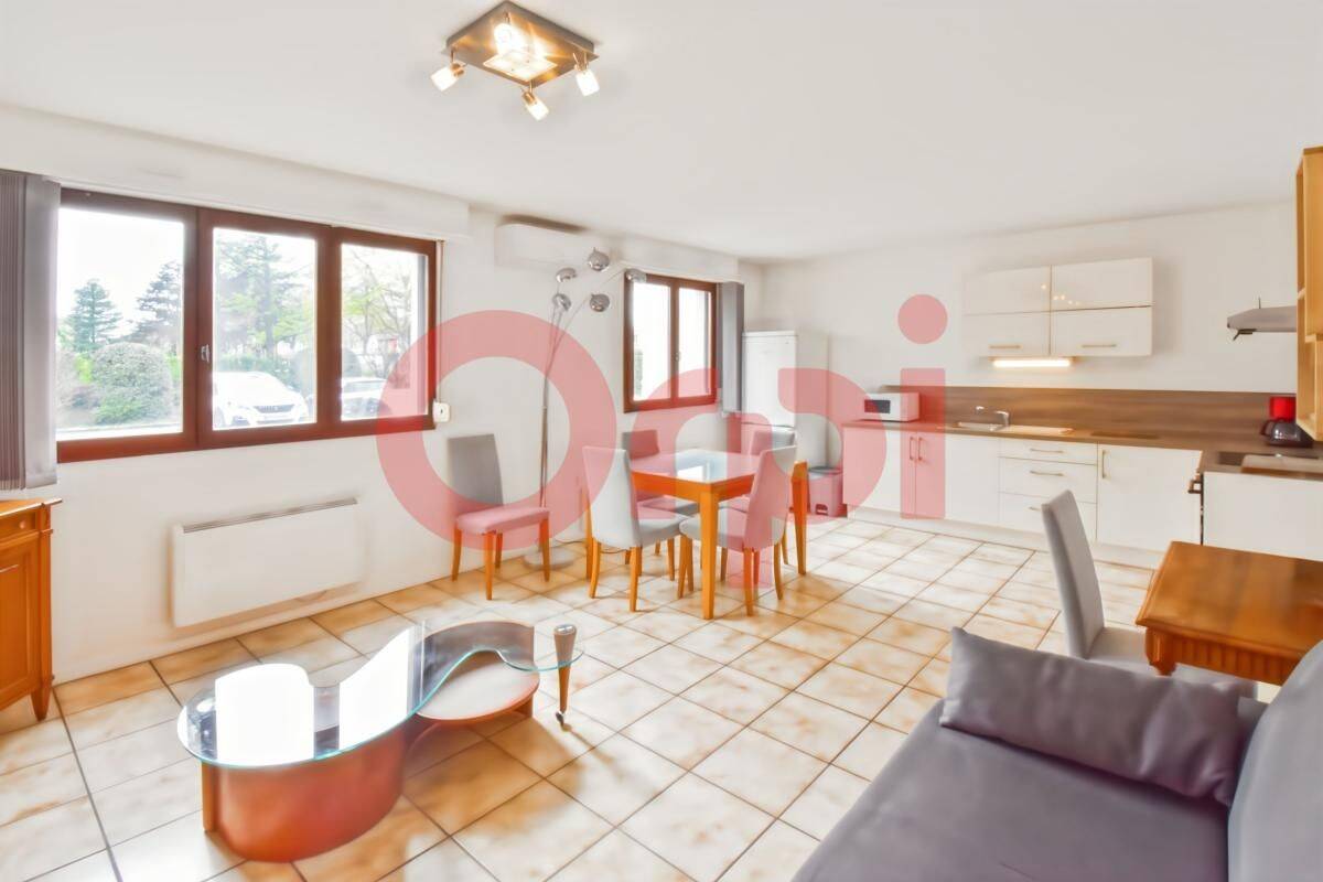 Appartement 2 pièces 46 m² · à Lyon 8ème Arrondissement · 45,9 m² · 832 €