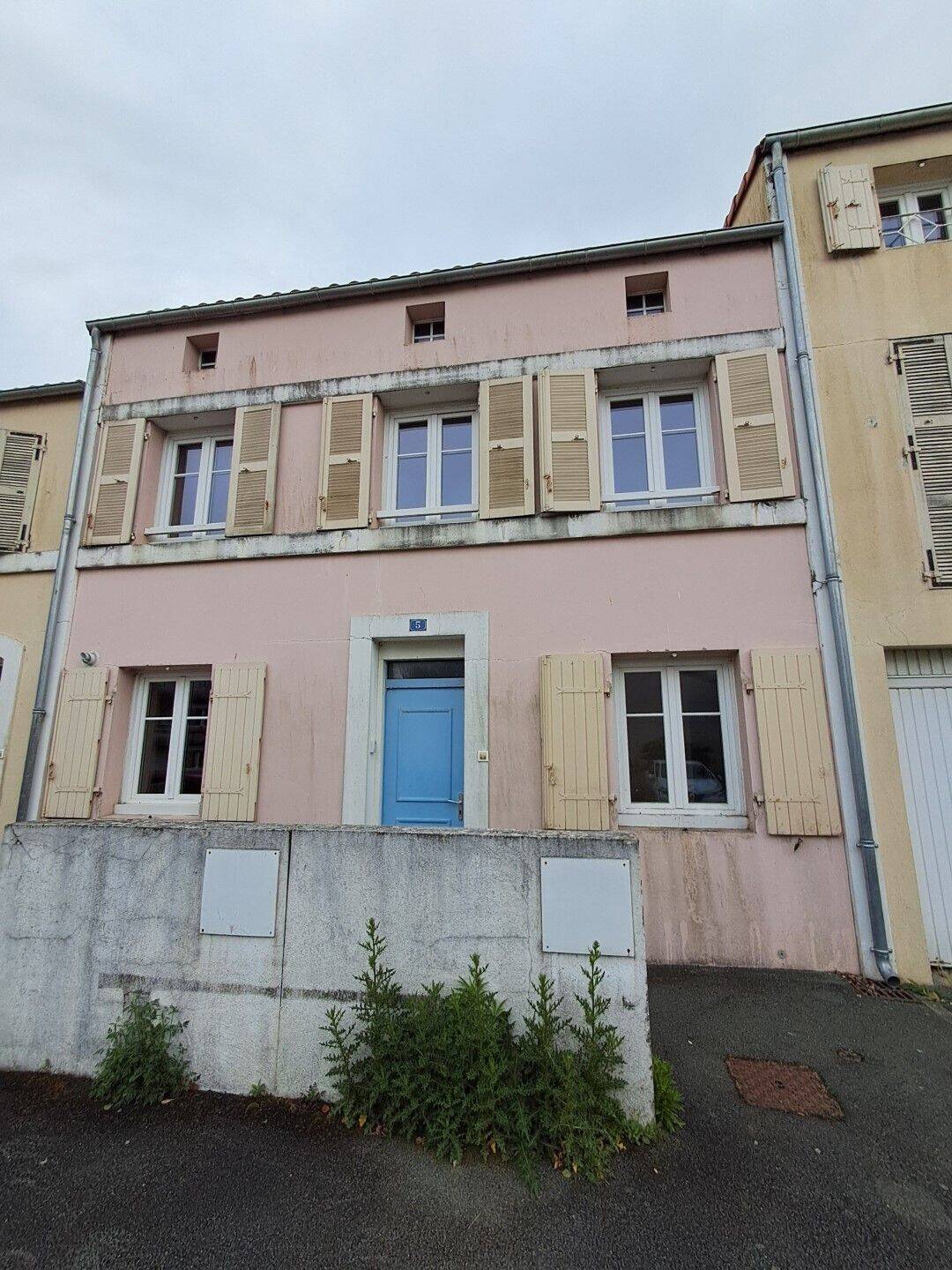 Maison 4 pièces 84 m² · à Rochefort · 84 m² · 173 625 €
