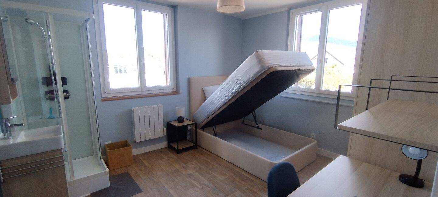 Appartement 5 pièces 86 m² · à Vétraz-Monthoux · 86 m² · 700 €/mois